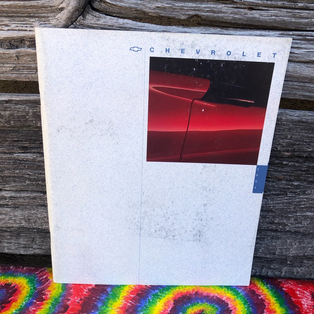 ❤️1994 Chevrolet car dealer Brochure Cavalier, Camaro, Lumina, Corsica, Caprice.